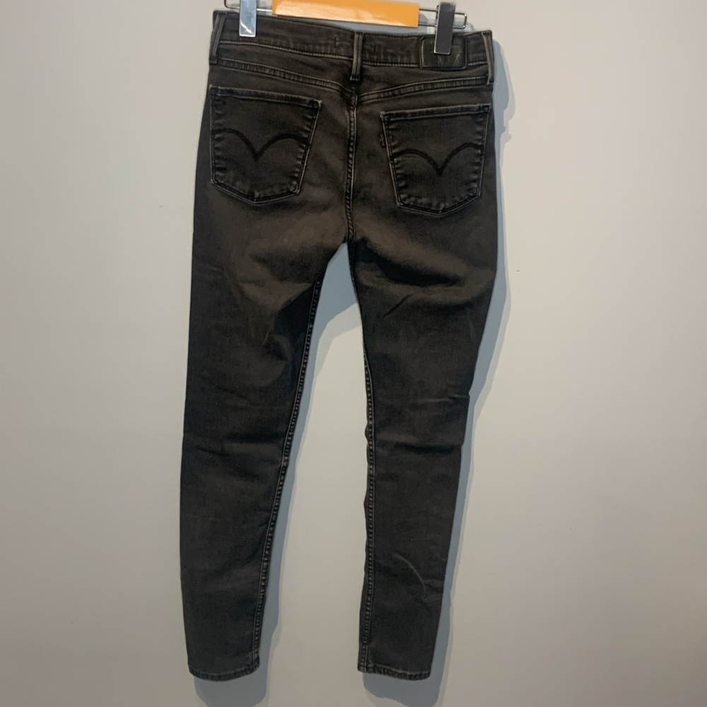 Levi’s 710 Super Skinny in Washed Black - Picture 3 of 8